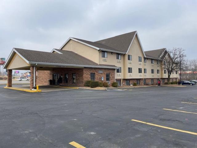 Motel Super 8 By Wyndham Alton Exterior foto