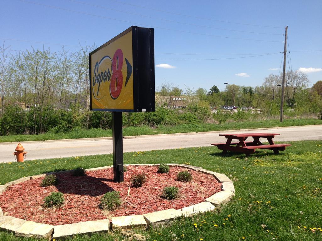 Motel Super 8 By Wyndham Alton Exterior foto